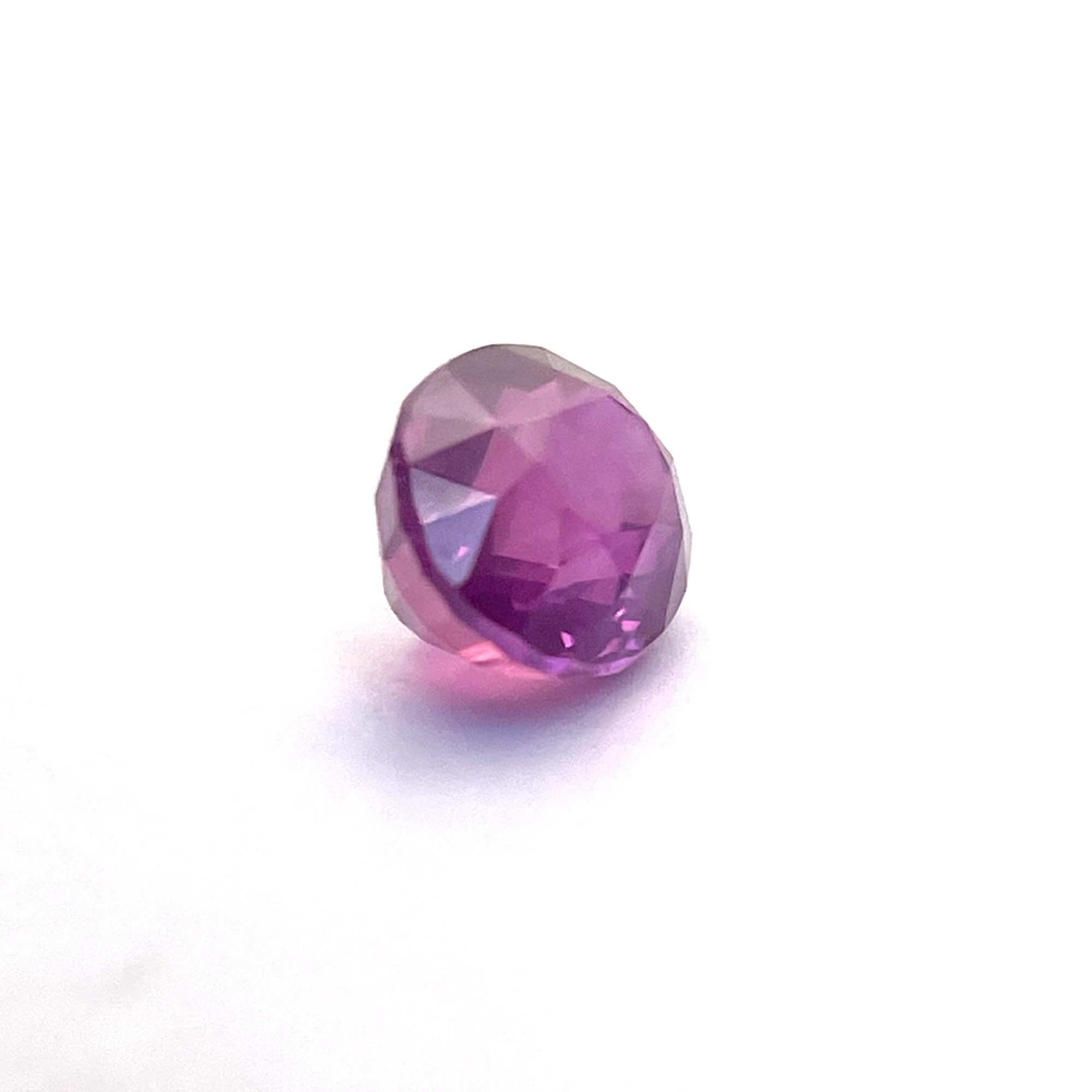 0.82 CT silky opalescent pink Sapphire - Image 7